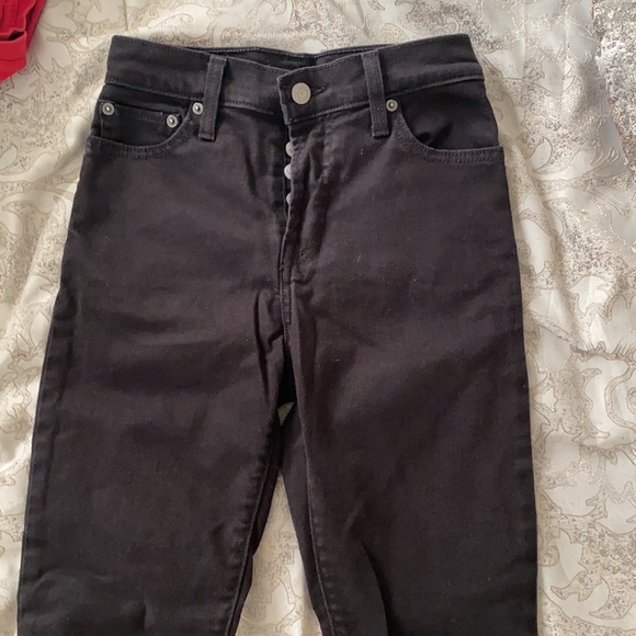 Black Levi  Wedgie Skinny jeans. Double 00. Faded a little. - Picture 2 of 3